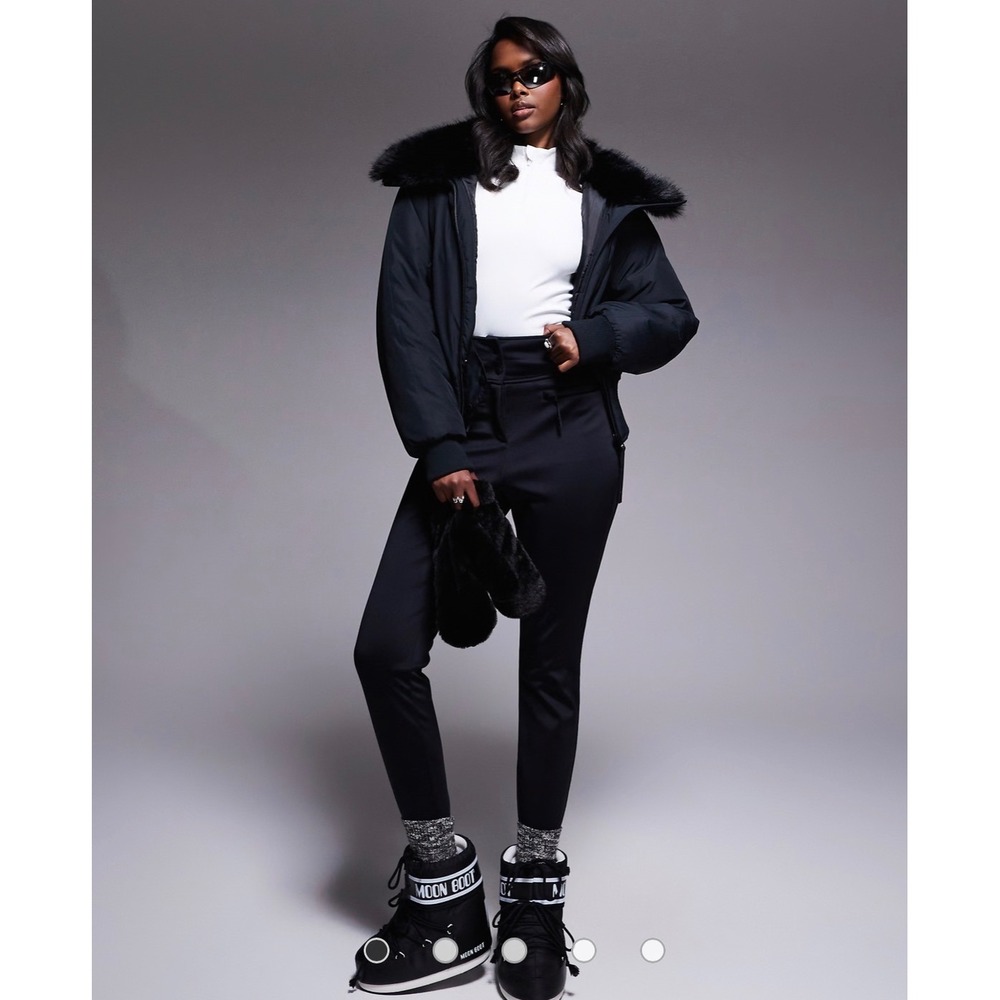 ASOS 4505 Ski and Snow Black High Waisted Stirrup Ski Pants Women US 2